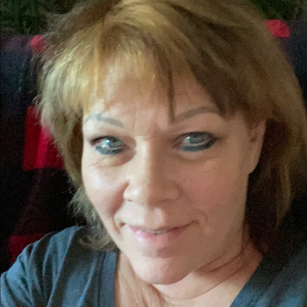 Meet your Posher, Beth